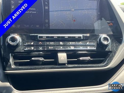 Used 2021 Toyota Highlander Platinum AWD/4WD image 36