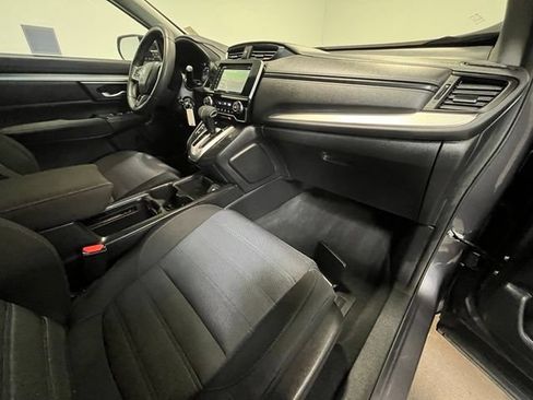 Used 2019 Honda CR-V LX image 10