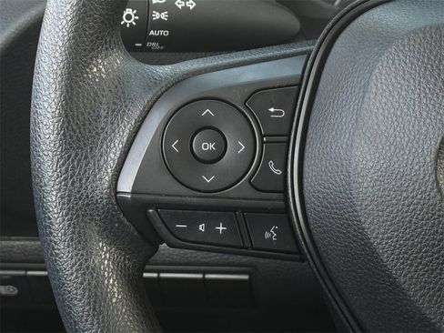 Used 2023 Toyota Corolla LE image 14