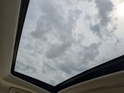 Used 2017 Lexus RX 450h AWD image 24