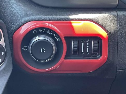 Certified 2018 Jeep Wrangler Unlimited Sport S AWD/4WD image 27