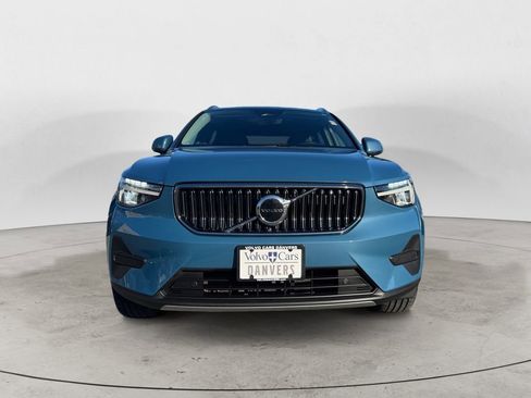 Certified 2025 Volvo XC40 B5 Core image 26