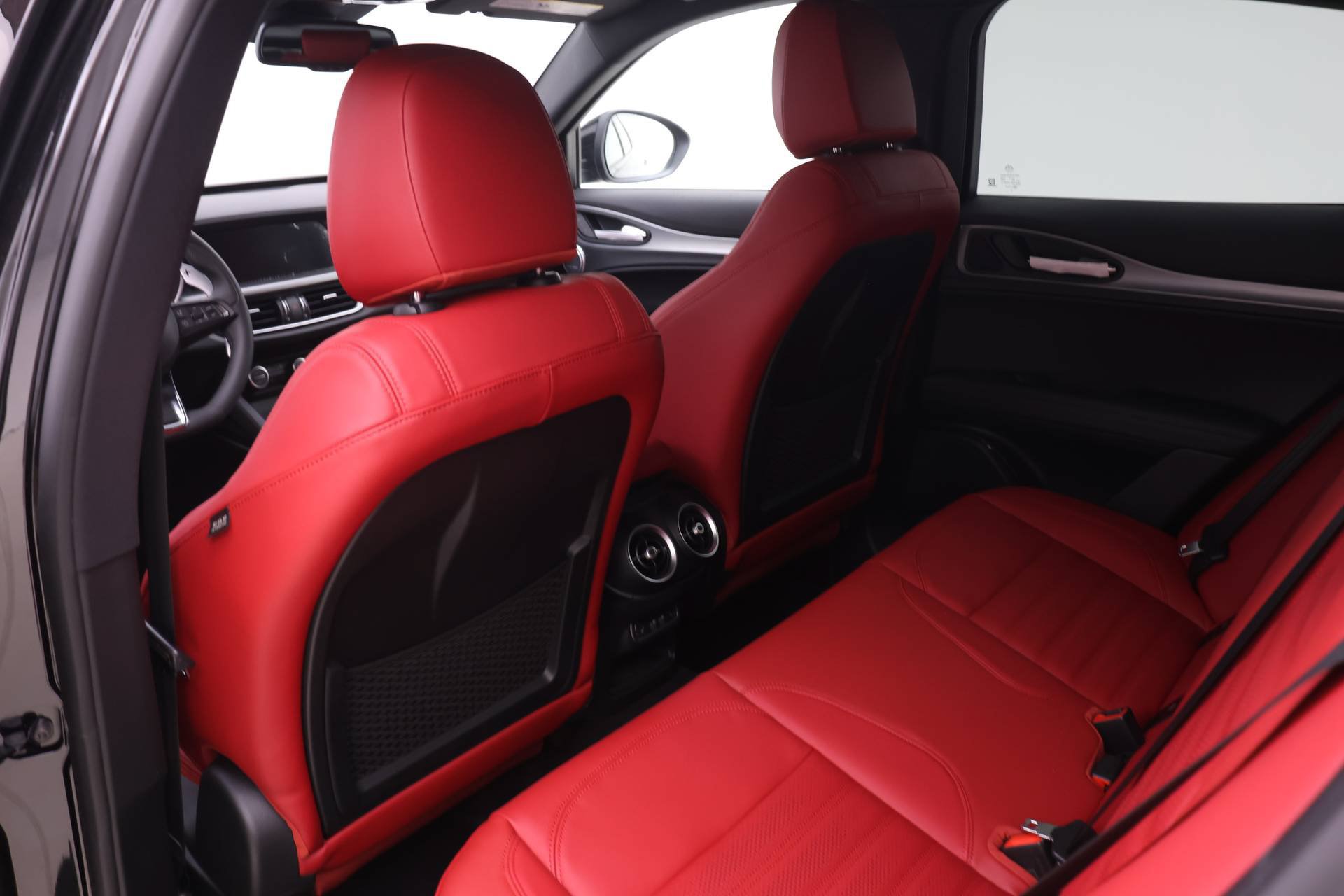 New 2026 Alfa Romeo Stelvio Sprint AWD/4WD image 12