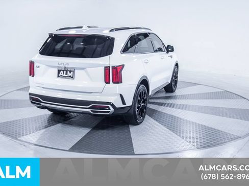Used 2023 Kia Sorento SX FWD image 9