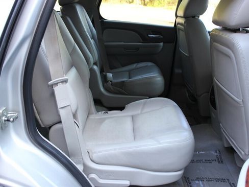 Used 2011 Chevrolet Tahoe LTZ image 18