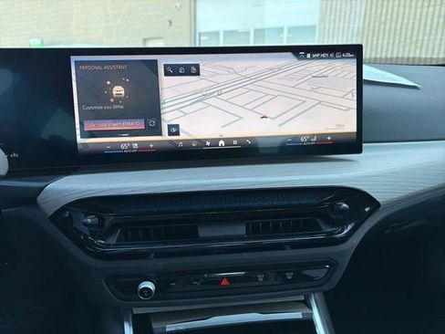 Used 2025 BMW 330i xDrive Sedan image 17