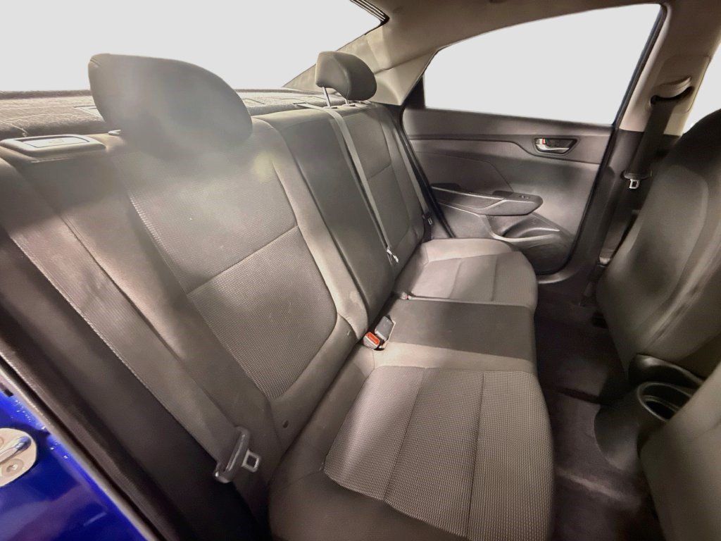 Used 2020 Hyundai Accent SE FWD image 24