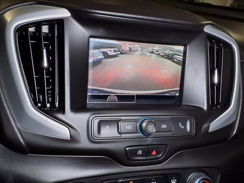 Used 2023 GMC Terrain SLE w/ Elevation Edition image 21