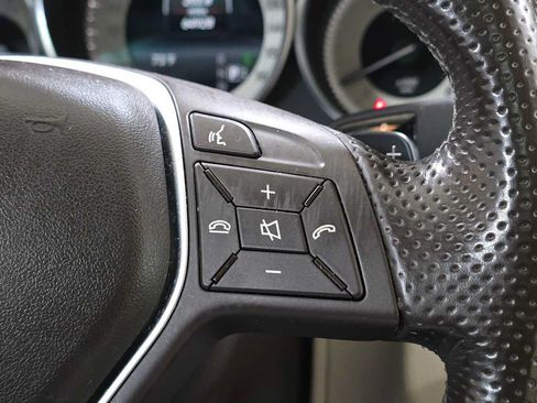 Certified 2016 Mercedes-Benz E 350 Sedan image 28