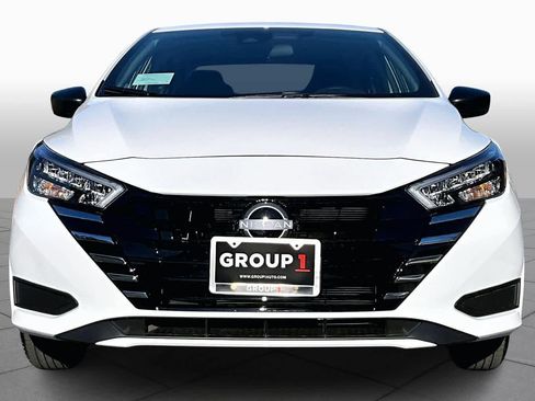 New 2025 Nissan Versa S image 3