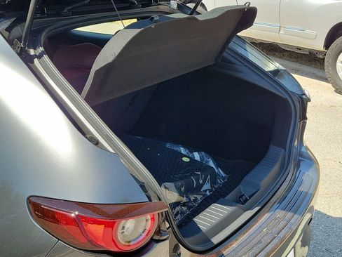 New 2026 MAZDA MAZDA3 2.5 S Hatchback w/ Premium Pkg FWD image 10