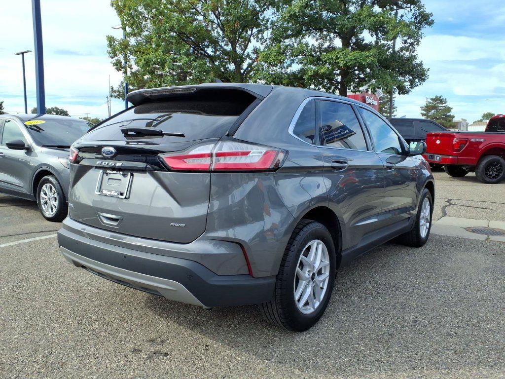 Certified 2024 Ford Edge SEL w/ Convenience Package AWD/4WD image 6