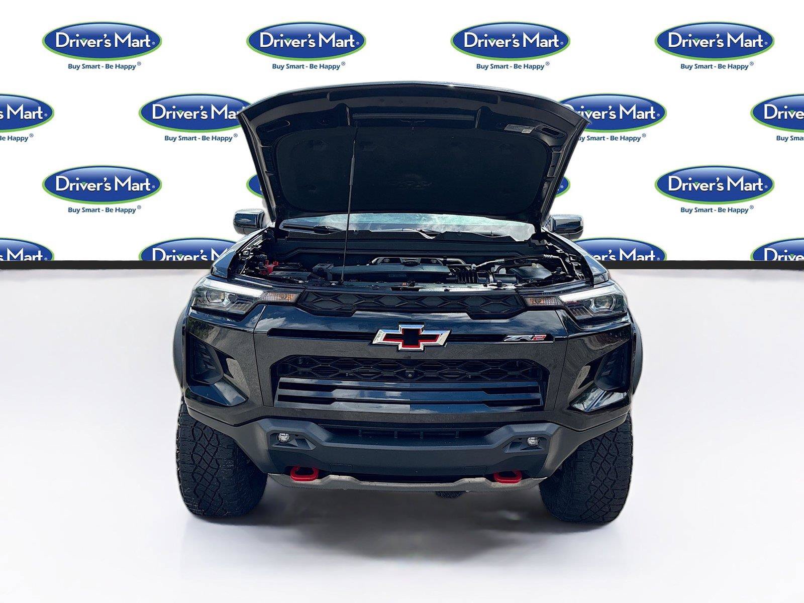 Used 2024 Chevrolet Colorado ZR2 w/ Technology Package AWD/4WD image 32