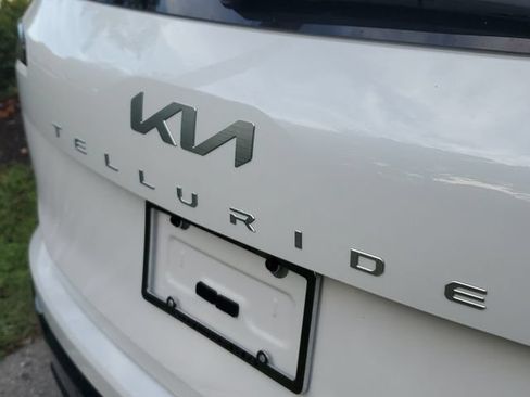 Certified 2024 Kia Telluride EX X-Line AWD/4WD image 15