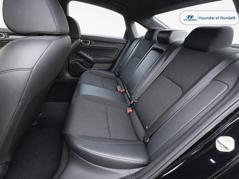 Used 2025 Honda Civic Sport image 11