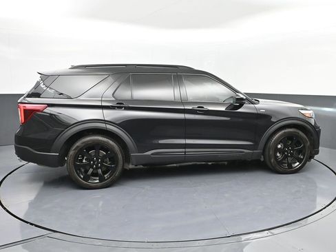 Used 2023 Ford Explorer ST-Line w/ Class IV Trailer Tow Package image 26