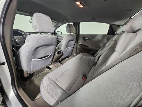Used 2018 Chevrolet Malibu LT image 22