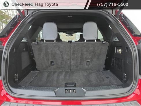 Used 2020 Ford Explorer ST w/ ST Street Pack image 16