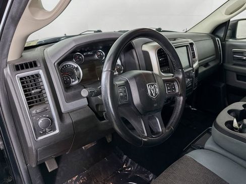 Certified 2019 RAM 1500 Classic SLT w/ Luxury Group image 15