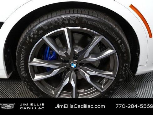Used 2022 BMW X7 M50i image 38