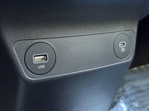 Used 2022 Kia EV6 Wind w/ Wind Technology Package image 32