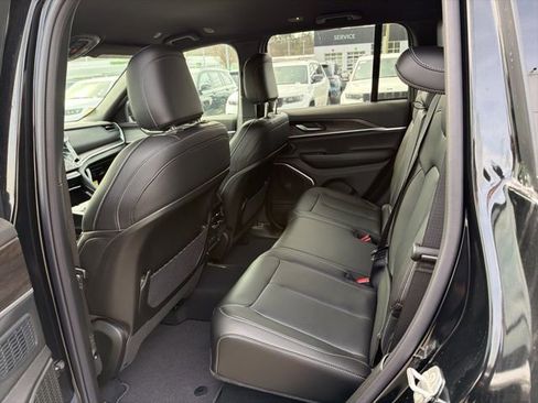 New 2026 Jeep Grand Cherokee Limited image 7