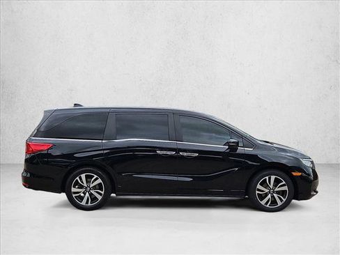 Used 2021 Honda Odyssey Touring image 4
