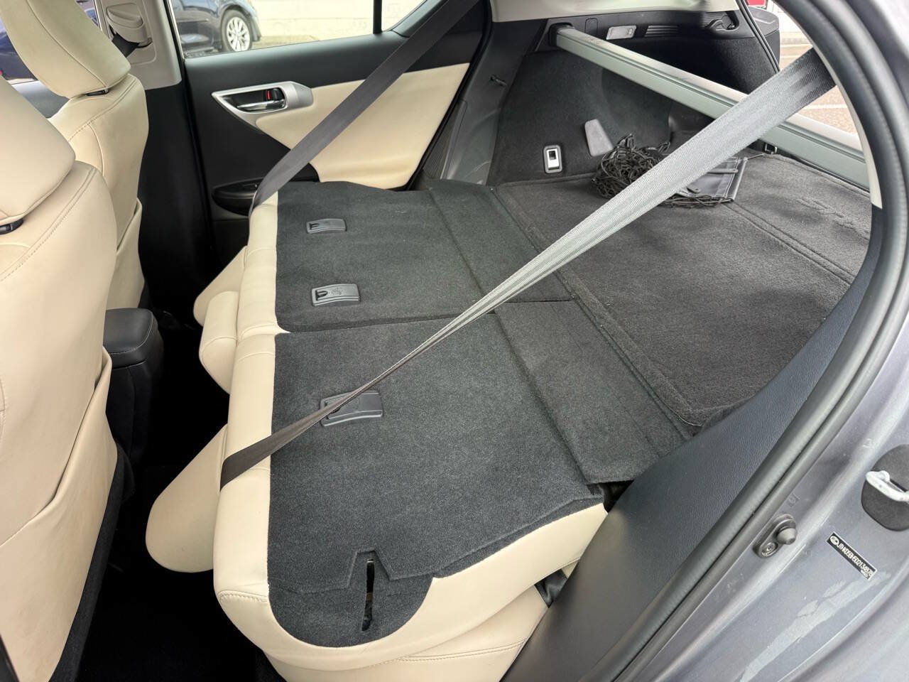 Used 2013 Lexus CT 200h w/ Seat Comfort Pkg FWD image 18