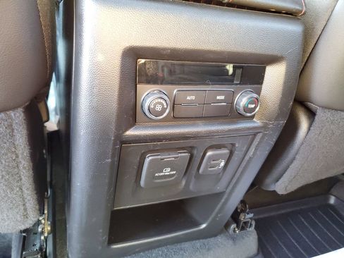 Used 2023 Chevrolet Traverse RS image 13