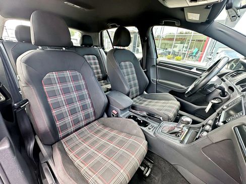 Used 2016 Volkswagen GTI S FWD image 25