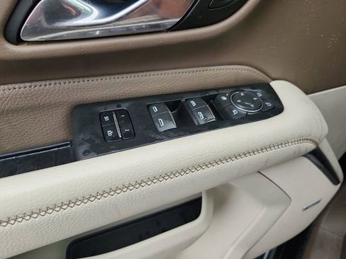Used 2021 GMC Yukon XL Denali RWD image 24