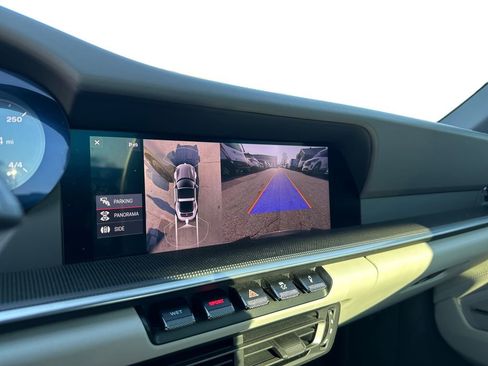 Used 2021 Porsche 911 Targa 4S image 13