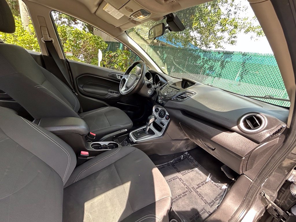 Used 2016 Ford Fiesta SE FWD image 27