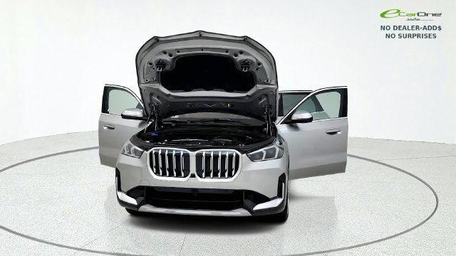 Used 2026 BMW X1 xDrive28i w/ Technology Package AWD/4WD image 12