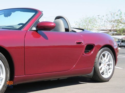 Used 1999 Porsche Boxster RWD image 22