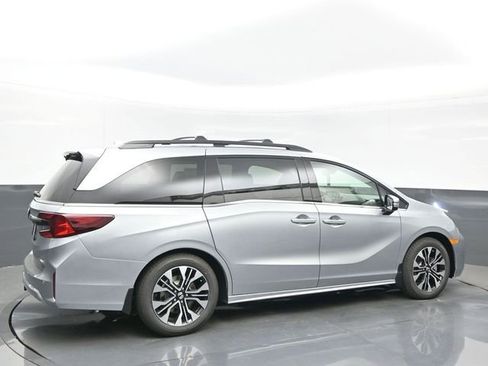 New 2026 Honda Odyssey Elite image 6