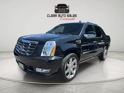 Used 2012 Cadillac Escalade EXT Premium AWD/4WD image 3