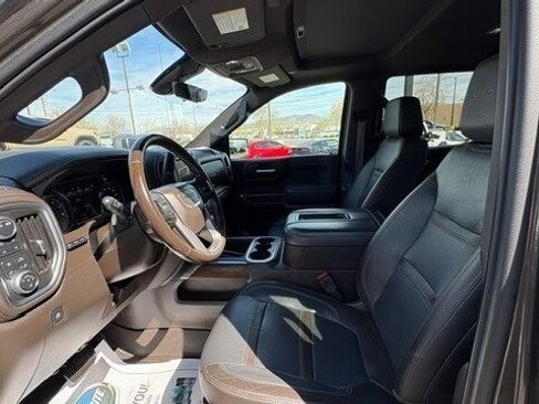 Used 2020 GMC Sierra 1500 Denali w/ Technology Package image 17