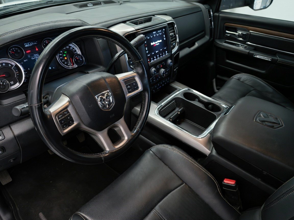 Used 2018 RAM 2500 Laramie w/ Sport Appearance Group AWD/4WD image 7