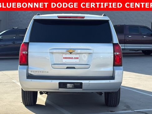 Used 2020 Chevrolet Suburban LT image 6