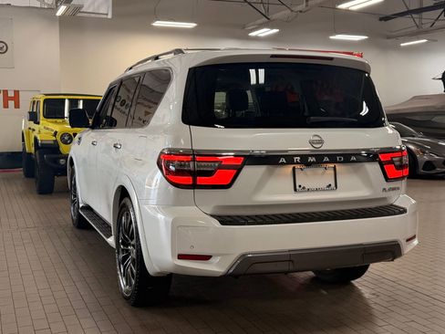Used 2024 Nissan Armada Platinum w/ Captain's Chairs Package image 4