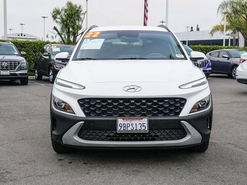 Certified 2022 Hyundai Kona SEL AWD/4WD image 2
