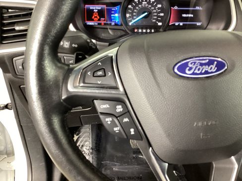 Used 2020 Ford Edge SEL w/ Cold Weather Package AWD/4WD image 19