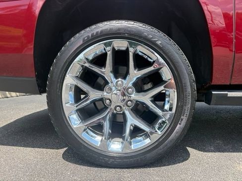 Used 2020 Cadillac Escalade ESV Premium Luxury AWD/4WD image 17