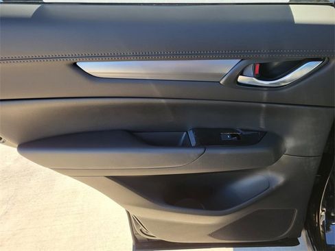 New 2025 MAZDA CX-5 AWD 2.5 S w/ Preferred Package image 11