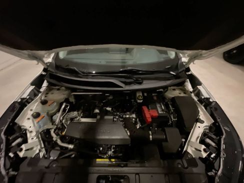 Used 2024 Nissan Rogue S image 24