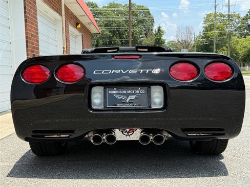 Used 2002 Chevrolet Corvette Convertible w/ Preferred Equipment Group1 image 37