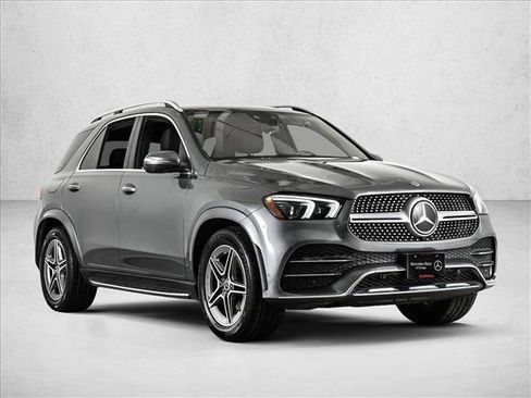 Used 2022 Mercedes-Benz GLE 450 4MATIC image 3