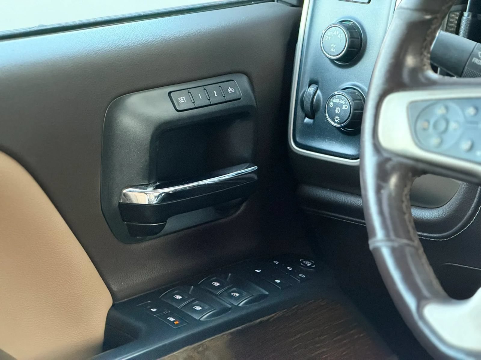 Used 2018 GMC Sierra 1500 Denali w/ Denali Ultimate Package AWD/4WD image 18