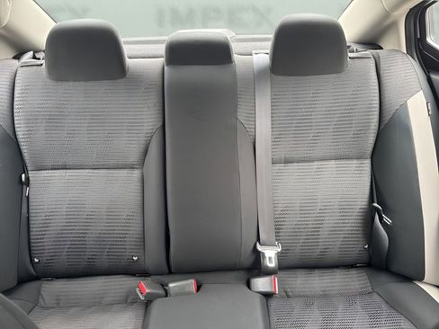 Used 2020 Nissan Versa SV image 10